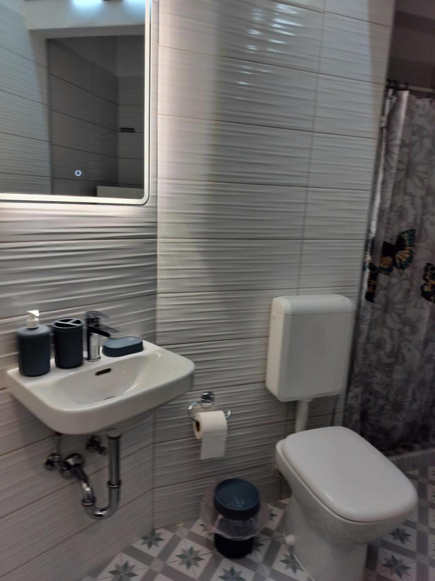 Cozy Central Flat In Pyrgos Near Olympia Экстерьер фото